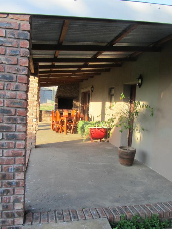 Вилла Melkboom Guest Farm Хейдельберг Экстерьер фото
